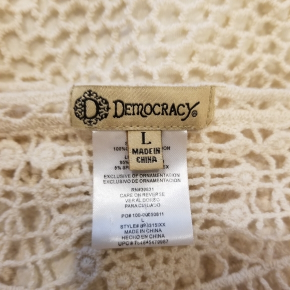 Democracy Boho Style Women's Embroidered Top - Picture 7 of 9